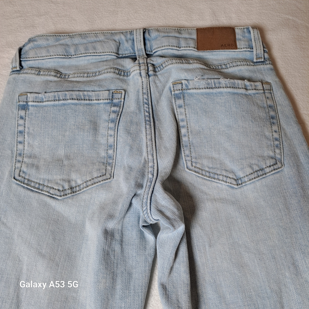 Aeropostale Distressed Light Blue Wide Leg Jeans - Picture 9 of 10